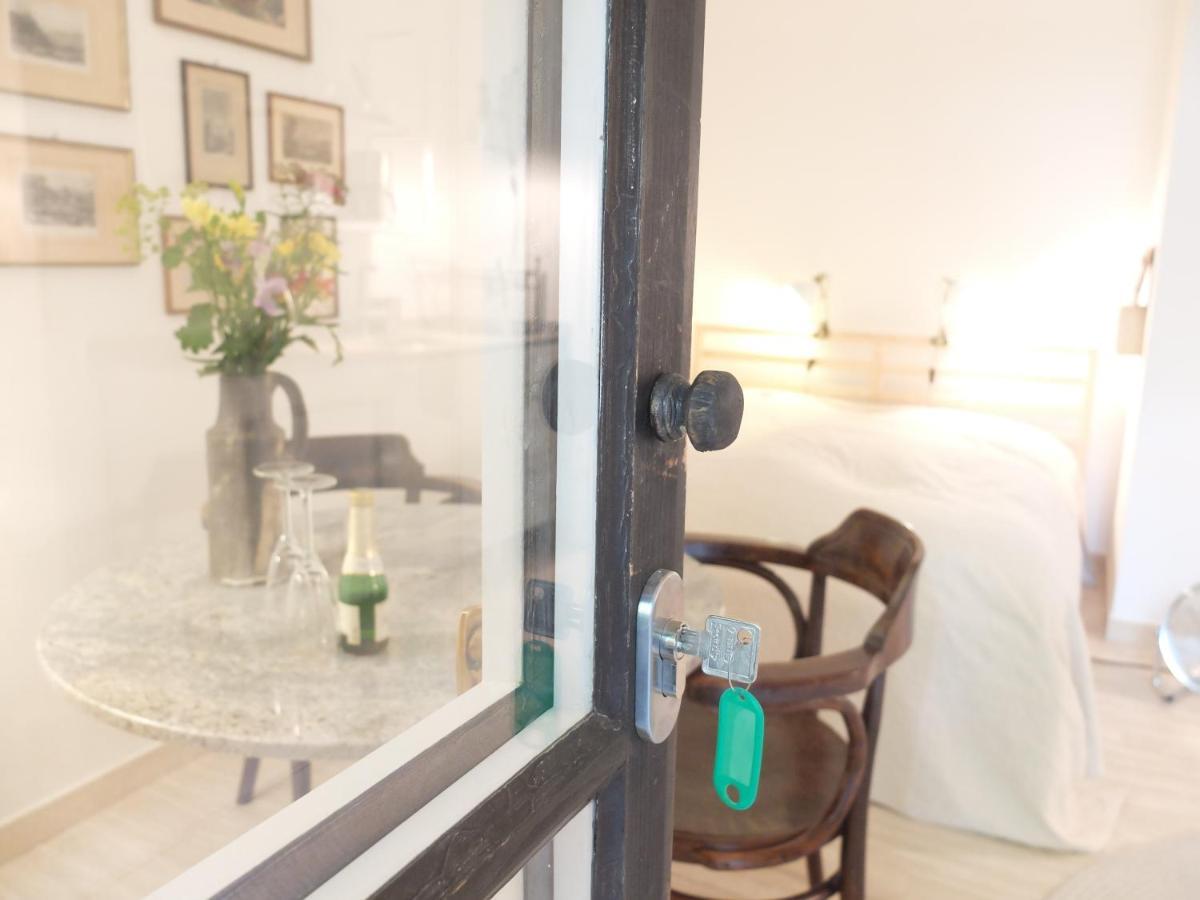 Ferienstudio-Apartment Tausendfreund "Adults Only" Am Chiemsee ไบรท์บรุนน์ อัม คีมเซ ภายนอก รูปภาพ