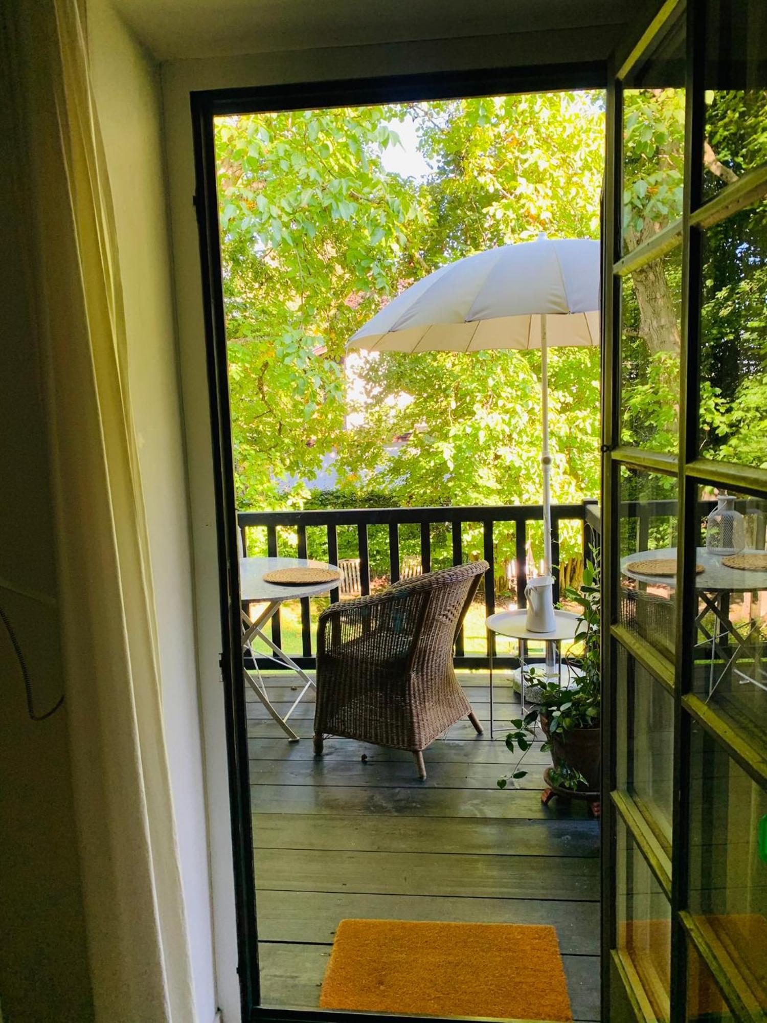 Ferienstudio-Apartment Tausendfreund "Adults Only" Am Chiemsee ไบรท์บรุนน์ อัม คีมเซ ภายนอก รูปภาพ